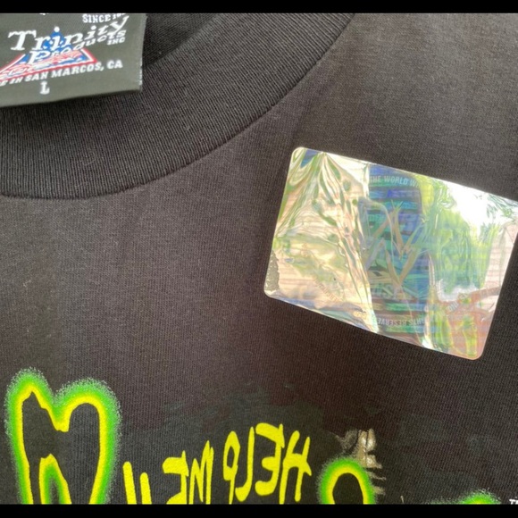 SOLD!!! WWF shirt - Picture 5 of 6